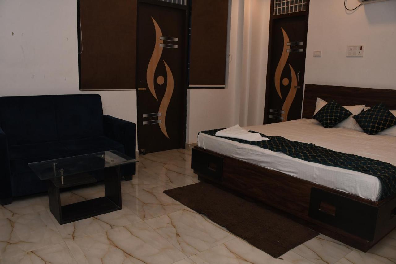 Hotel Vista Palace Patna  Bagian luar foto