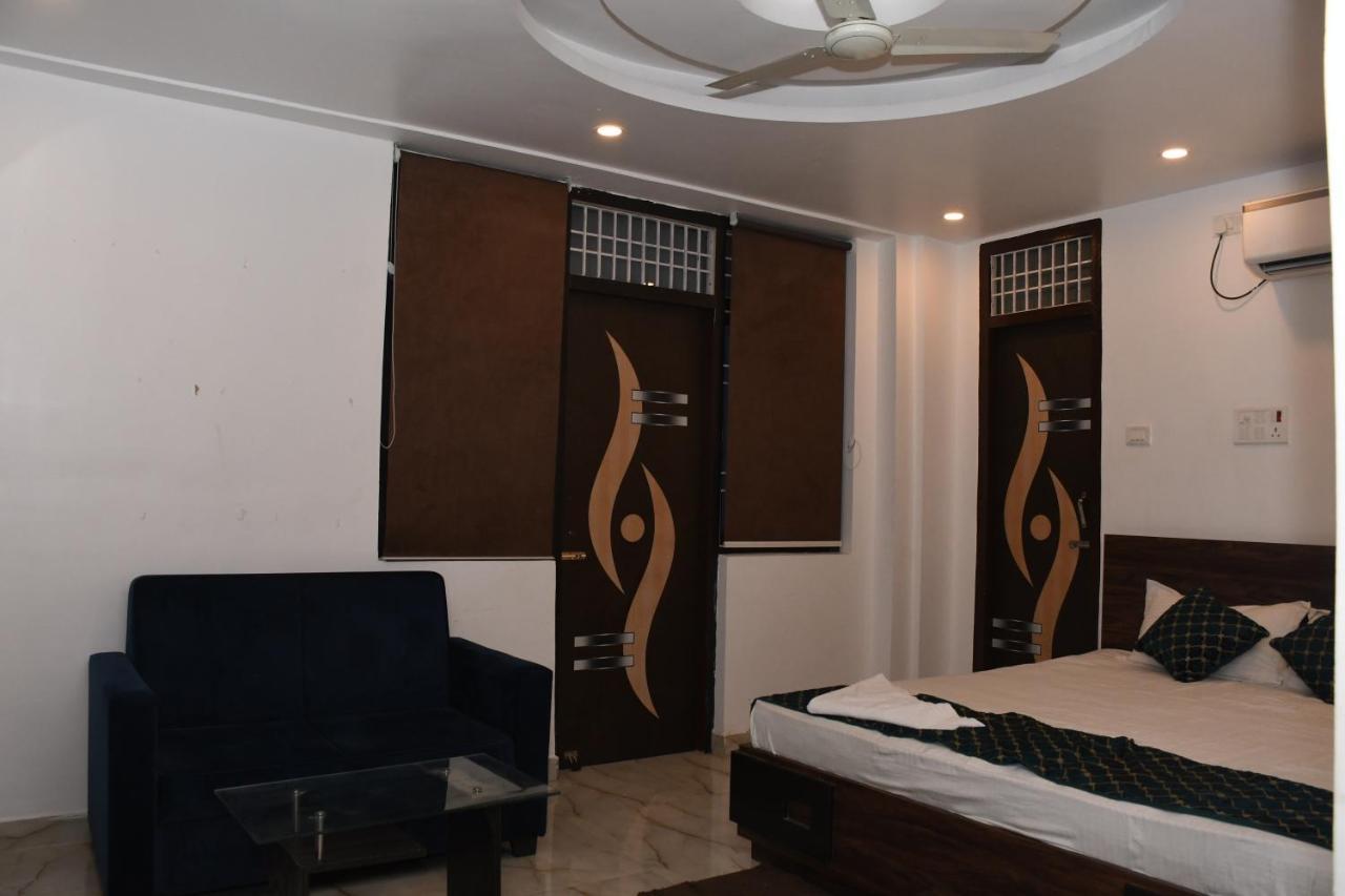 Hotel Vista Palace Patna  Bagian luar foto